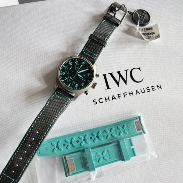 IWC pilot series IW388108 watch - Image 10