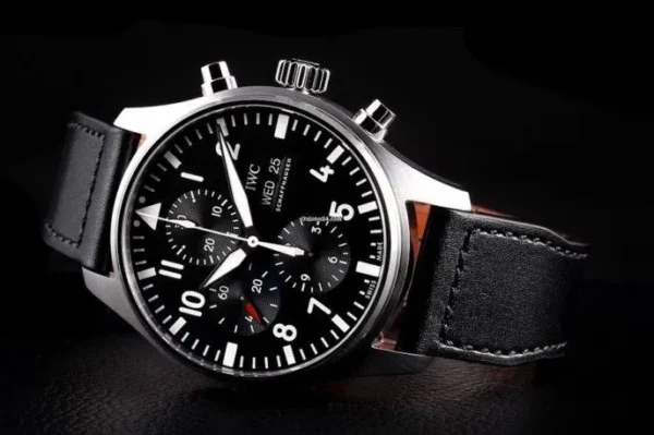 IWC pilot series IW377709 watch - Image 10